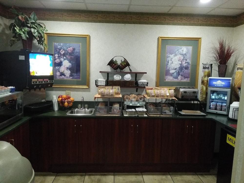 Microtel Inn & Suites By Wyndham Rock Hill/Charlotte Area Exteriör bild