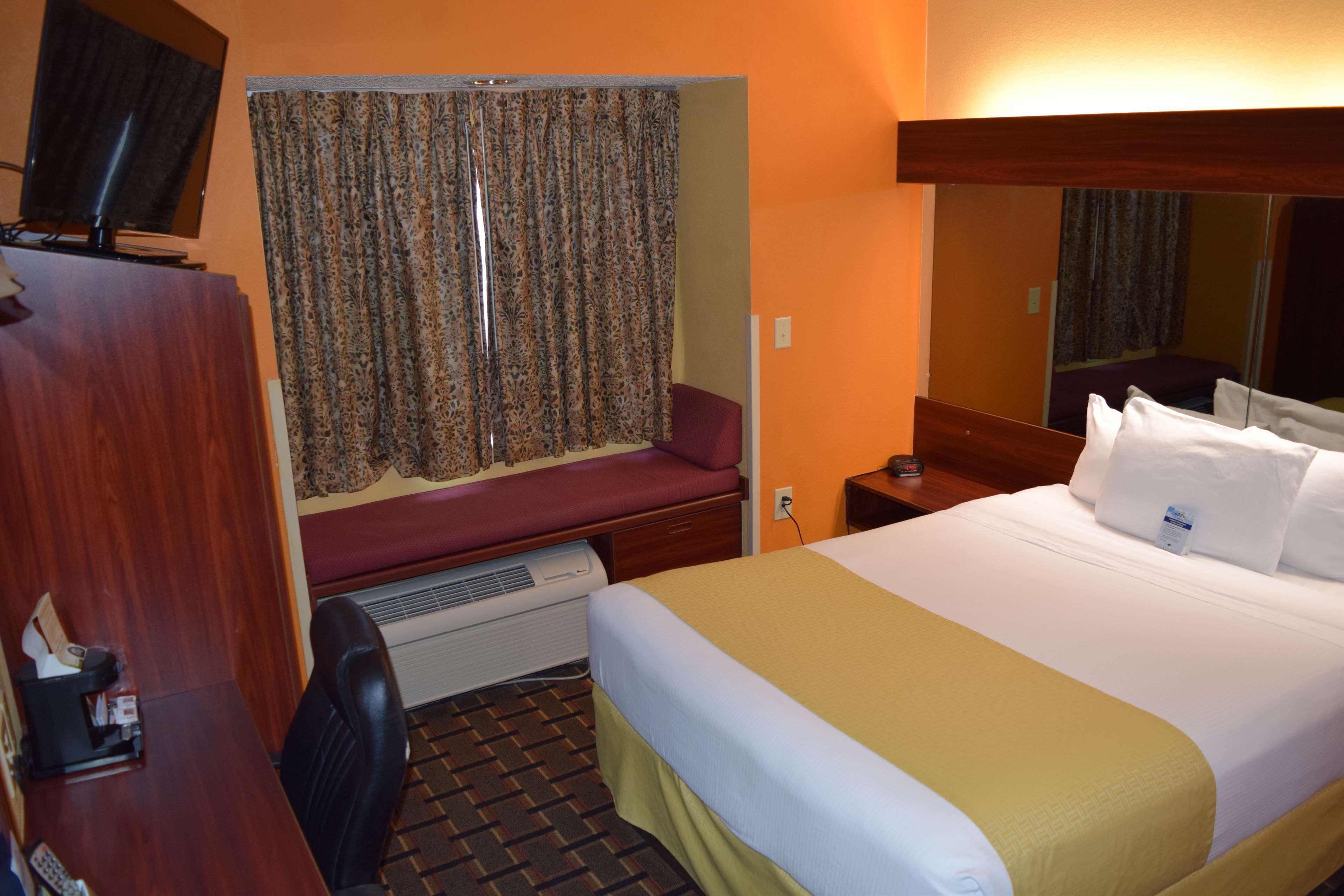 Microtel Inn & Suites By Wyndham Rock Hill/Charlotte Area Exteriör bild
